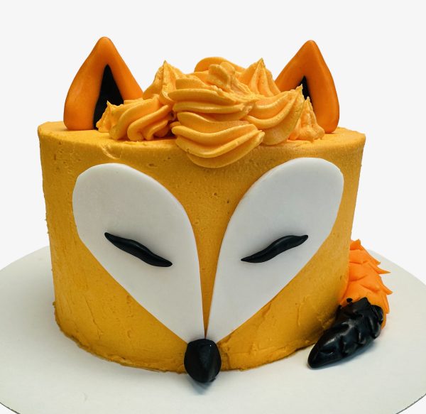 roka torta erdei diszitessel