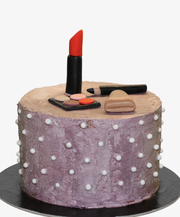 make up torta sminkes diszitessel